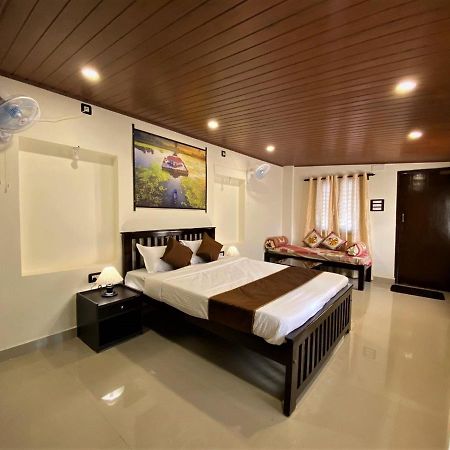 Udupi Inn Buitenkant foto