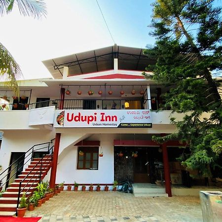 Udupi Inn Buitenkant foto