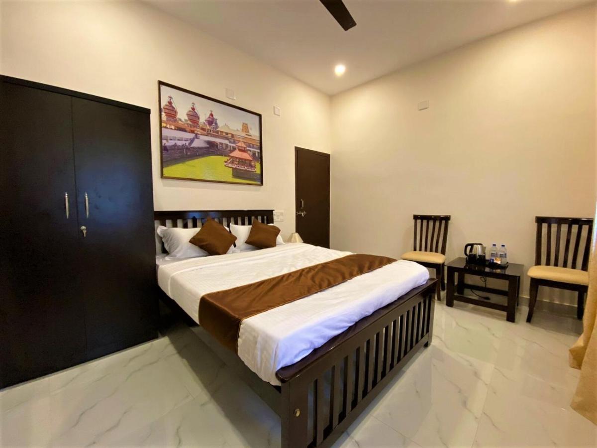 Udupi Inn Buitenkant foto